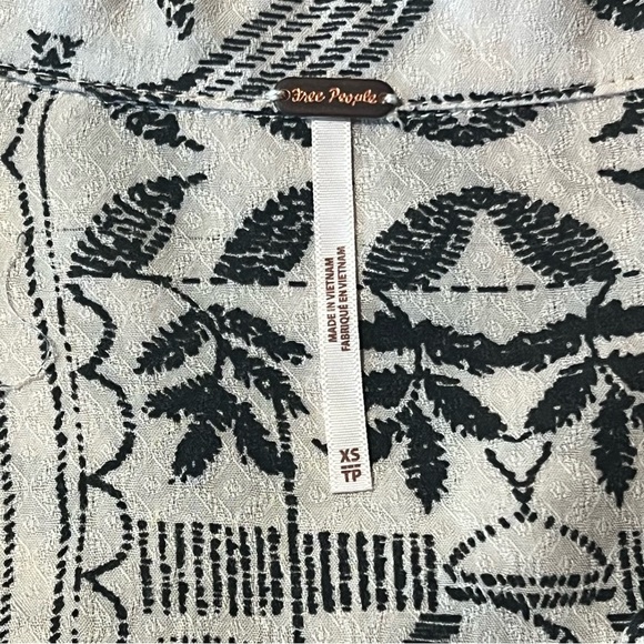 Free People Mia Tunic Blouse Cream Black Aztec Print Boho Long Sleeve Top XS - Picture 11 of 16